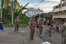 Pemain layangan di Kota Pontianak bakal didenda dan KTP diblokir