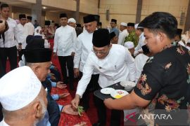 174 Calon Haji Tapanuli Selatan ditepung tawar sebelum berangkat ke Tanah Suci