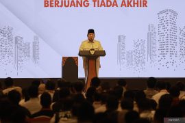 Disumpah dengan UUD 1945, Prabowo bertekad jalankan pemerintahan bersih