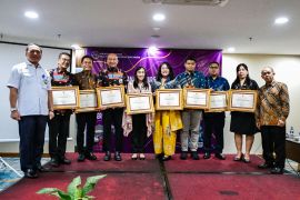 Kemenhub berikan penghargaan pelayanan prima ke 76 unit transportasi