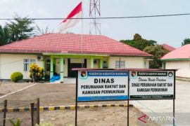Dua penerima program rehabilitasi RTLH di Mukomuko mundur