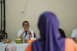 Jualan live, Karding motivasi para purna pekerja migran melek teknologi