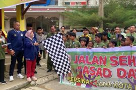 Persinas Asad gelar jalan sehat bersama ribuan peserta se-Kota Kendari