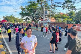 PLN sosialisasikan program "Bangkit Lebih Terang" di CFD Taman Cahaya Madani Singkawang