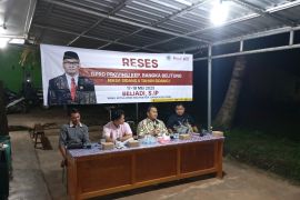 Beliadi terima keluhan masyarakat terkait plasma saat reses di Belitung