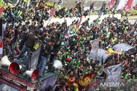 Driver ojol demo 20 Mei 2025, aplikator bantah ada potongan di atas 20 persen