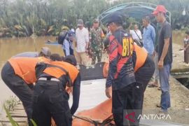 Kapolsek Sungai Durian Kotabaru sebar tim cari korban serangan buaya