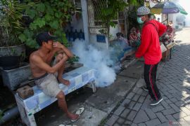 Pencegahan penyebaran demam berdarah di perkampungan