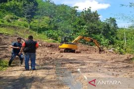 BPBD Kuningan terapkan buka tutup jalur Cipasung-Subang pasca-longsor