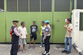 Polisi ringkus puluhan jukir liar di Tambora Jakbar