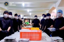 Moved, motivated: Inmates on contributing to free meals program