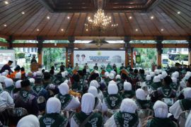 Kemenag Bantul siapkan 12 petugas untuk mendampingi jamaah calon haji
