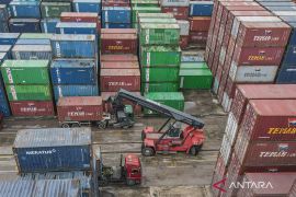 Target penerimaan bea cukai naik jadi 1,30 persen di RAPBN 2026