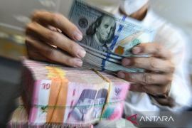 Kurs rupiah hari ini 22 Mei menguat jadi Rp16.332 per dolar AS