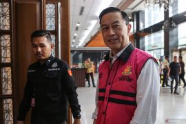 Tom Lembong sakit, sidang kasus korupsi gula ditunda