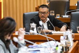 Legislator usulkan AHS untuk selesaikan isu Guru Besar FK-Kemenkes