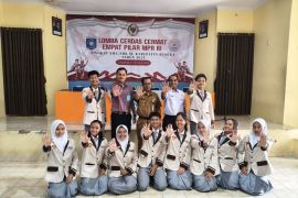 Siswa Boarding School PT Timah Juara Pertama LCC Empat Pilar
