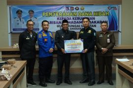 Pemkab HSS hibahkan Rp1,9 miliar untuk Kerukunan BPK