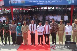 Gubernur  apresiasi pemilihan ketua RT serentak di Kota Jambi