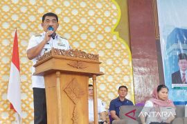 Gubernur Yulius lepas 699 CJH asal Sulut