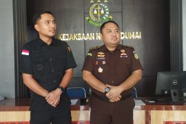 Kejari Dumai imbau warga kawal persidangan kasus Inong dengan tertib mematuhi aturan berlaku