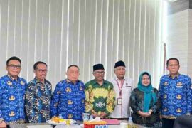 Wagub mengajak Baznas bersinergi dukung pemberdayaan ekonomi di Sulbar