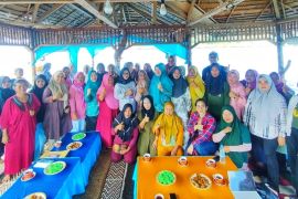 Pertamina dorong kemandirian perempuan Suku Bajo melalui Rumah BUMN