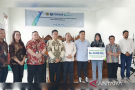 Ahli waris advokat Peradi Medan terima santunan BPJS Rp42 juta