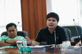 Legislator geram Satpol PP Bogor hancurkan gerobak pedagang