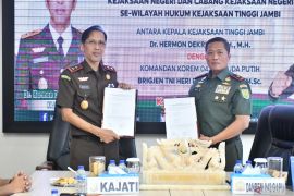 Personel TNI siap amankan Kejaksaan Tinggi Jambi