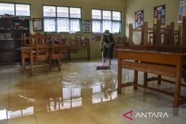 Banjir di Tasikmalaya berangsur surut