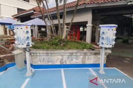 PLN Cianjur menyiapkan 66 titik "charger" khusus sepeda motor listrik