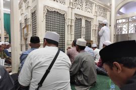 Wisata religi tandai kunker rombongan Setwan Kalsel