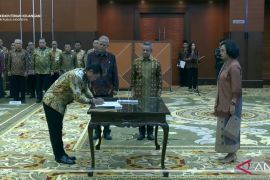 Sri Mulyani lantik Dirjen Pajak dan Dirjen Bea Cukai baru