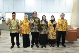 Bupati HSU jadi orang tua asuh dukung program Genting