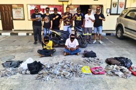 Polresta Jayapura tangkap dua pengedar 7,4 kg ganja dari PNG di Entrop