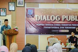 Wabup HSS: Pemuda tembok utama halau radikalisme dan terorisme