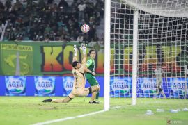 Persebaya kalah dari Bali United akibat kesalahan sendiri