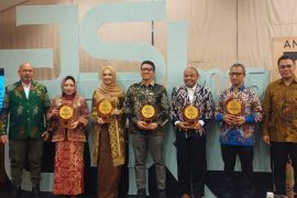 Ipemi raih penghargaan Pembina UMKM Halal Terbaik