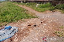 Penyangga jembatan Cisumdawu Km 204 bergeser akibat pergerakan tanah