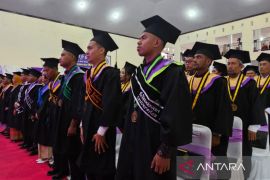 Rektor UNITRI tekankan wisudawan mampu ciptakan lapangan pekerjaan