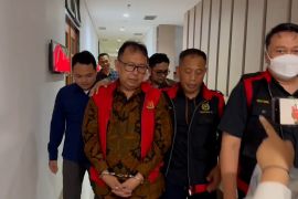 Kejati Jabar tahan mantan Sekda Bandung terkait korupsi Bandung Zoo