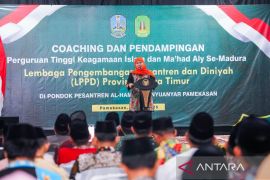 Khofifah harapkan PTKI dan MA di Madura mampu akses beasiswa