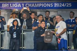 Liga 1 -  Daftar peraih gelar individu musim 2024/25