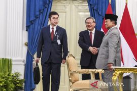 PM Li teruskan salam Presiden Xi kepada Presiden Prabowo