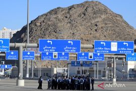 PPIH mengecek jalur pergerakan jamaah calon haji Indonesia di Mina