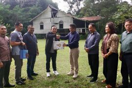 Bank Nagari kunjungi rumah Siti Nurbaya di Studio Alam TVRI Depok