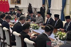 President reaffirms commitment to strengthen ties with China