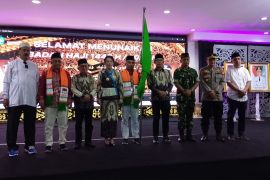 Pemkot Singkawang lepas keberangkatan 110 calon haji ke Tanah Suci