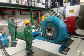 Menghadirkan listrik di balik bukit Bali Utara melalui PLTM